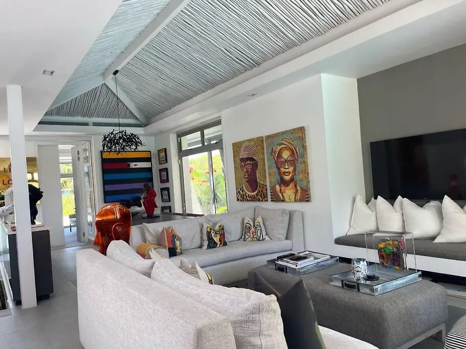 Paradise 4 Bed5Bath, Cliftonbeach-Lionshead Views Cape Town 0*,  Güney Afrika